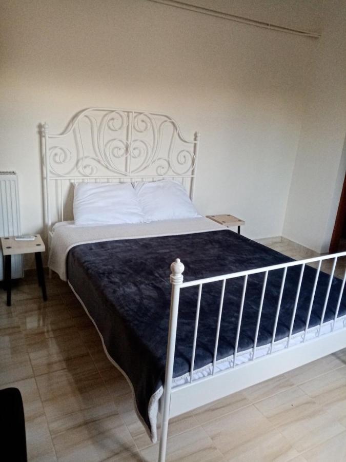 Cosy Apartment In Relaxed Neighbourhood 아마린토스 외부 사진